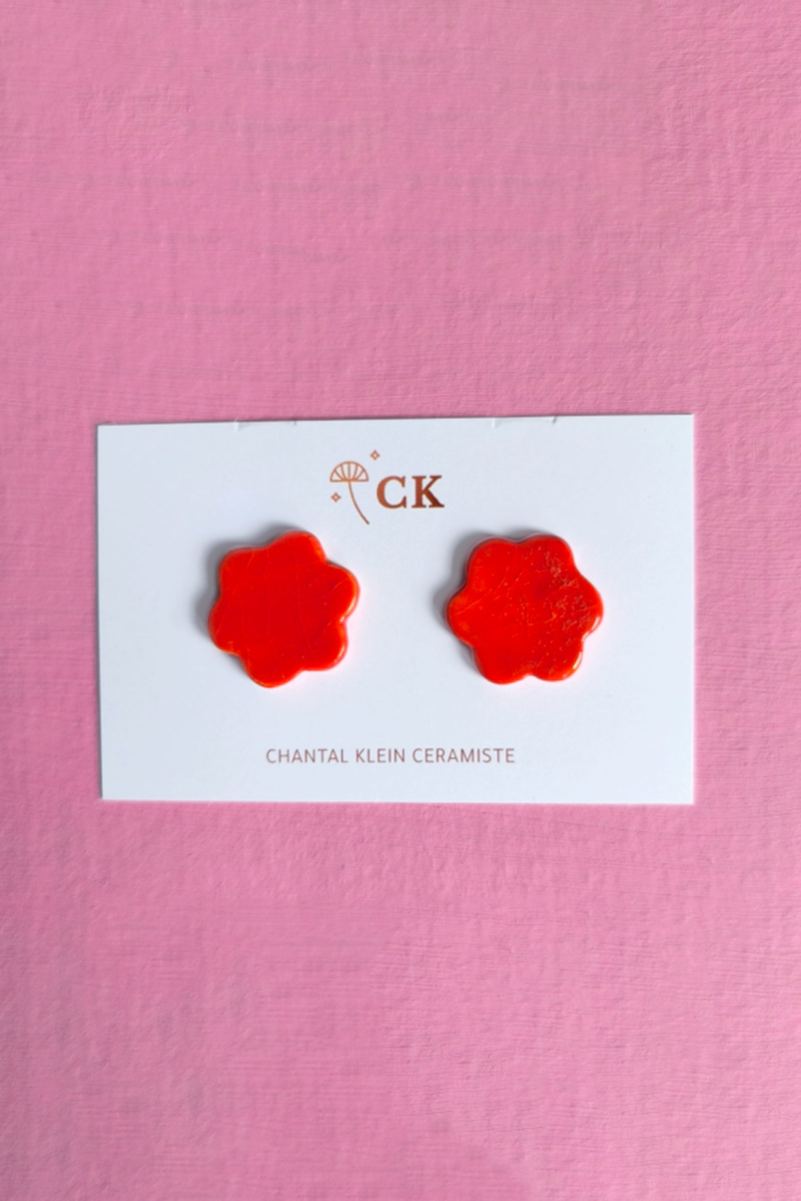 boucle-oreille-fleurs-miniature-chantal-klein-rouge