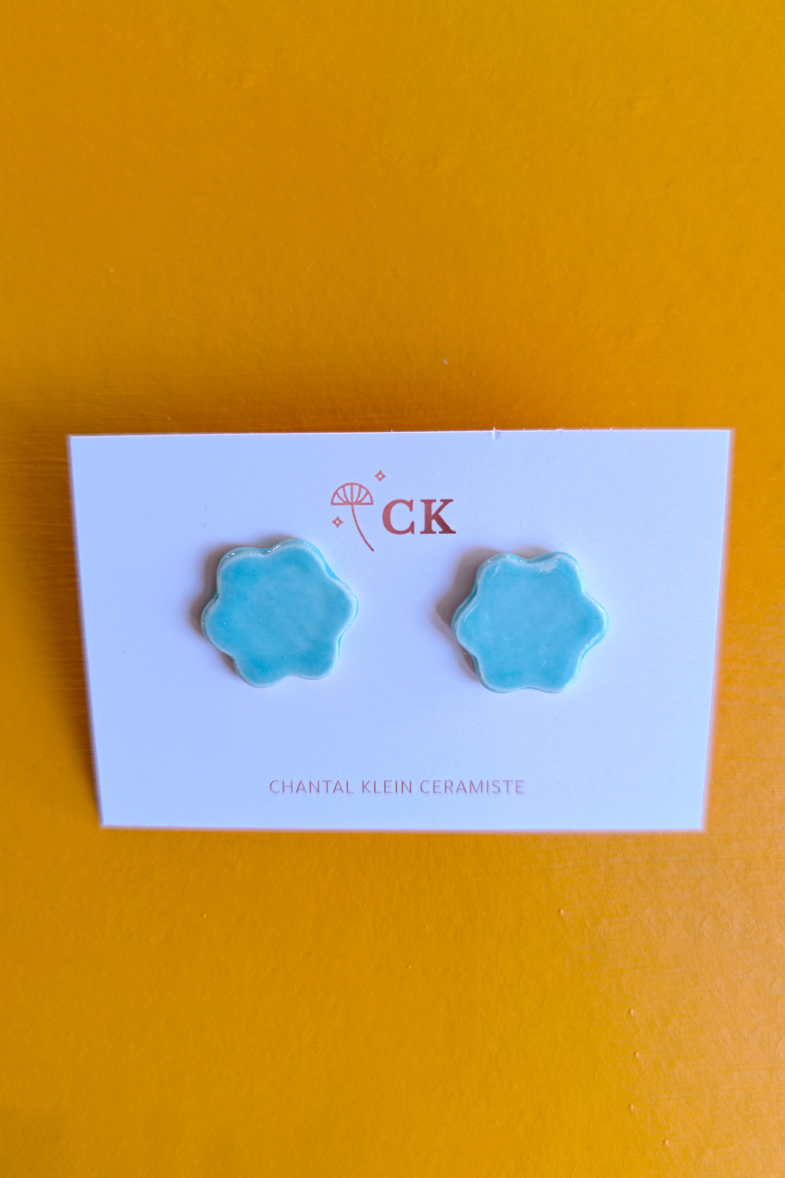 boucle-oreille-fleurs-miniature-chantal-klein-turquoise
